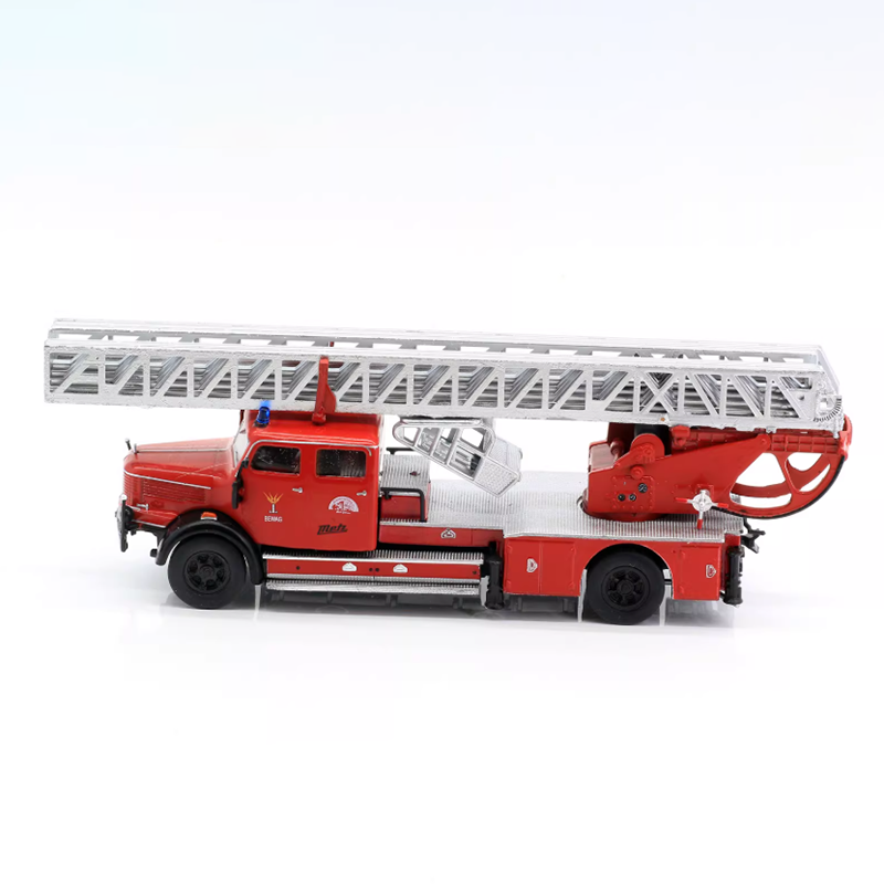 Diecast 1:72 Scale Metz DL 52  - đánh giá và giá Fire Escape Ladder
